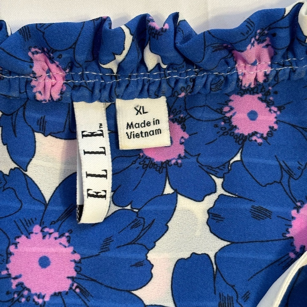 Elle Blue Floral Boho Blouse XL Tie Neck Long Sleeve - Picture 2 of 9